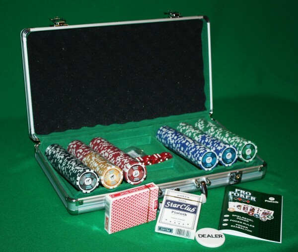 Набор Piatnik Pro Poker на 300 фишек